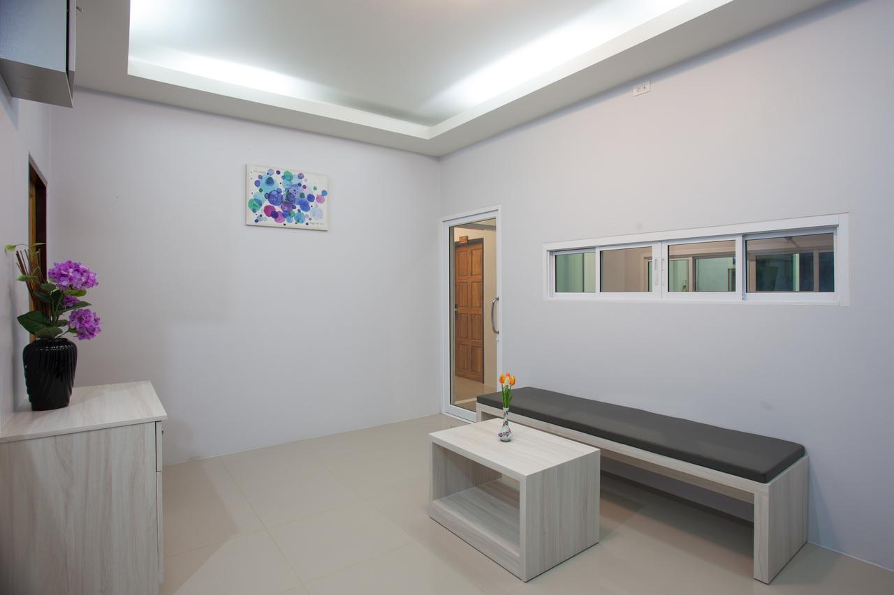 Lin House Hotel Thalang Exterior photo
