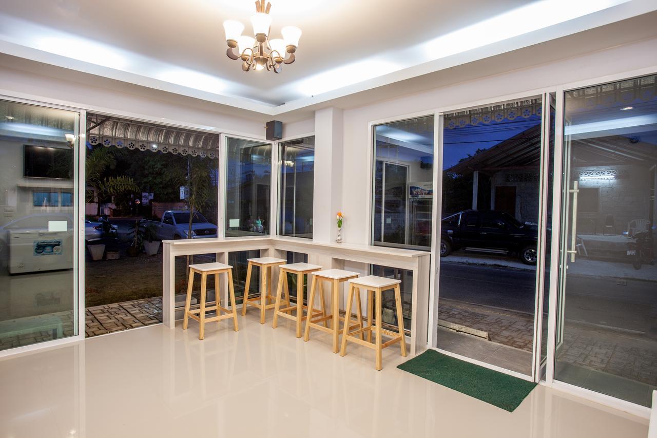 Lin House Hotel Thalang Exterior photo